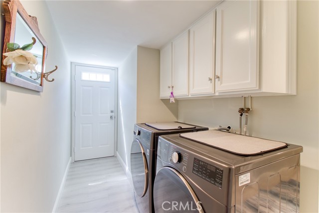 4317 Candleberry, Seal Beach CA: https://media.crmls.org/medias/40db22a2-81d6-49ca-ae7b-4adc0d9ed9ca.jpg