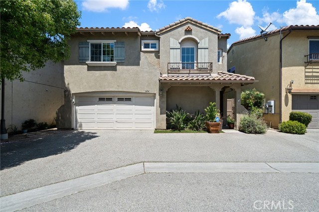 Detail Gallery Image 4 of 35 For 16741 Tim Ln, Van Nuys,  CA 91406 - 4 Beds | 3 Baths