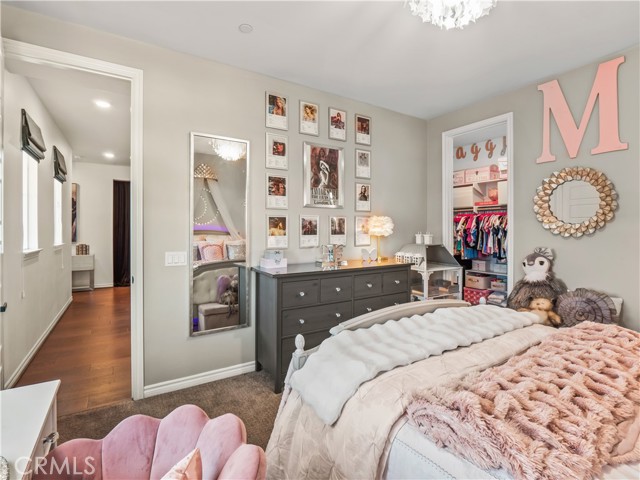 Detail Gallery Image 42 of 65 For 22385 Midtown Ct, Saugus,  CA 91350 - 5 Beds | 4/1 Baths