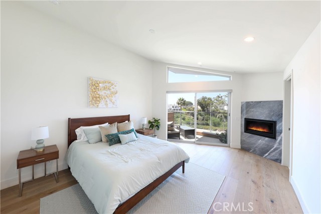 Detail Gallery Image 16 of 36 For 3920 E Coast Highway, Corona Del Mar,  CA 92625 - 3 Beds | 2/1 Baths