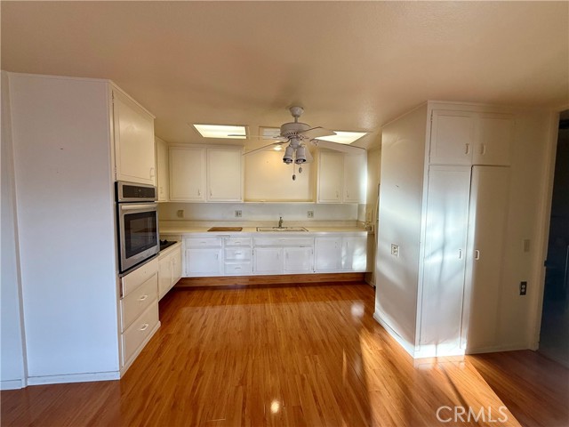 Detail Gallery Image 8 of 22 For 13381 El Dorado Dr 202d,  Seal Beach,  CA 90740 - 2 Beds | 1 Baths