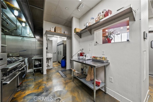 400 E Broadway, Glendale CA: https://media.crmls.org/medias/40dcc8eb-6297-4b65-9ae6-bf1bbb2e24bd.jpg