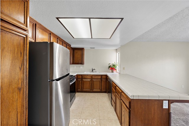 Detail Gallery Image 14 of 44 For 5050 Canyon Crest #7,  Riverside,  CA 92507 - 2 Beds | 2 Baths