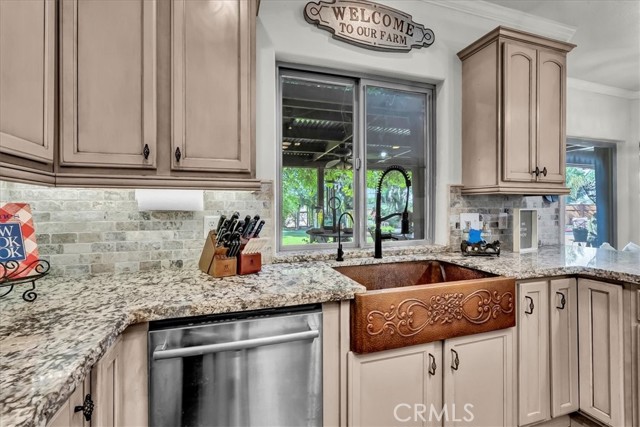 Detail Gallery Image 20 of 75 For 17276 Iona Ave, Lemoore,  CA 93245 - 3 Beds | 3 Baths