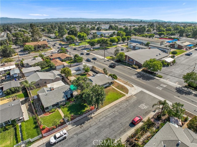 794 Winn Drive, Upland CA: https://media.crmls.org/medias/40dcf10f-a9c5-4368-be66-f1a1a404858c.jpg
