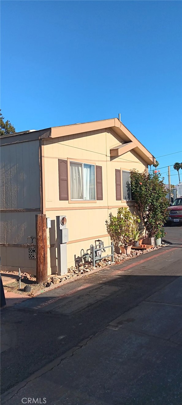 2909 Arrow Highway, La Verne CA: https://media.crmls.org/medias/40dd4ee3-adf5-4e5d-b6db-79d8c66baf11.jpg