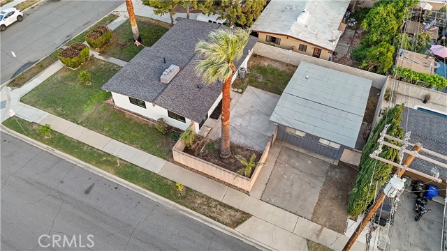 957 N Jasmine Avenue, Ontario CA: https://media.crmls.org/medias/40dd89c8-314a-4d5a-a8bb-b06f79494c1f.jpg
