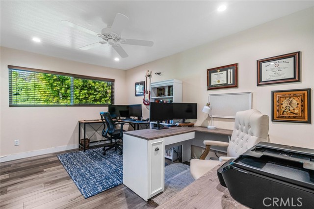 Detail Gallery Image 20 of 30 For 6321 Balcom Ave, Encino,  CA 91316 - 4 Beds | 2/1 Baths