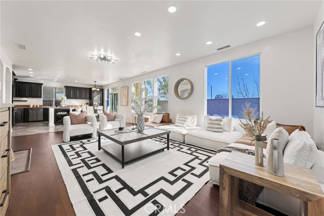 Detail Gallery Image 11 of 40 For 11827 Modena, Rancho Cucamonga,  CA 91701 - 5 Beds | 4 Baths