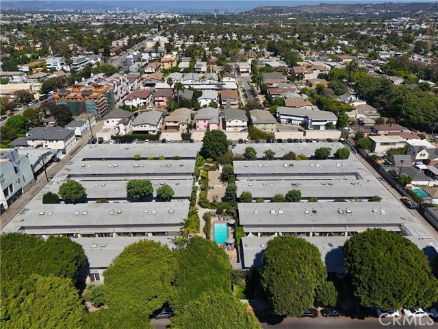 4040 Grand View Blvd, Los Angeles CA: https://media.crmls.org/medias/40de98a4-a873-42fc-87fc-8178e85ebbc0.jpg