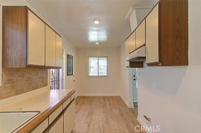 Detail Gallery Image 9 of 29 For 13317 Bixler, Downey,  CA 90242 - 2 Beds | 1 Baths