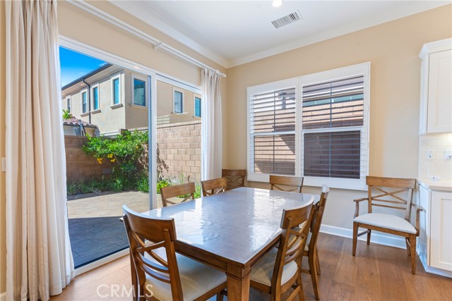 Detail Gallery Image 9 of 34 For 71 Brixton, Irvine,  CA 92620 - 4 Beds | 3 Baths