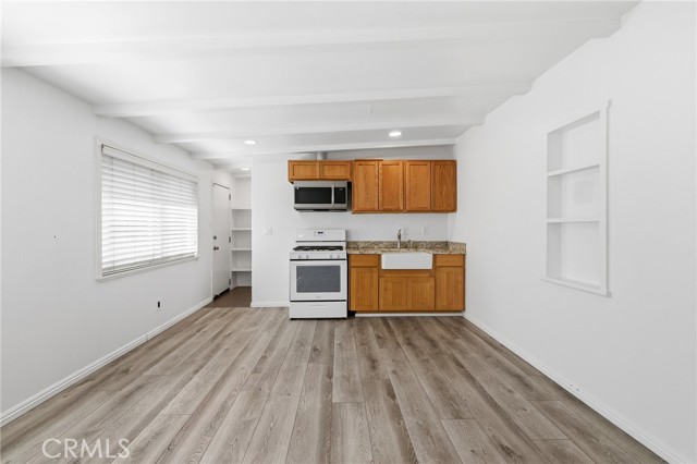 Detail Gallery Image 24 of 30 For 1300 Bluebell, Oxnard,  CA 93036 - 4 Beds | 2 Baths