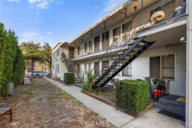 14324 Roscoe Boulevard, Panorama City CA: https://media.crmls.org/medias/40e07b49-6d40-4cfa-a14d-076432152431.jpg