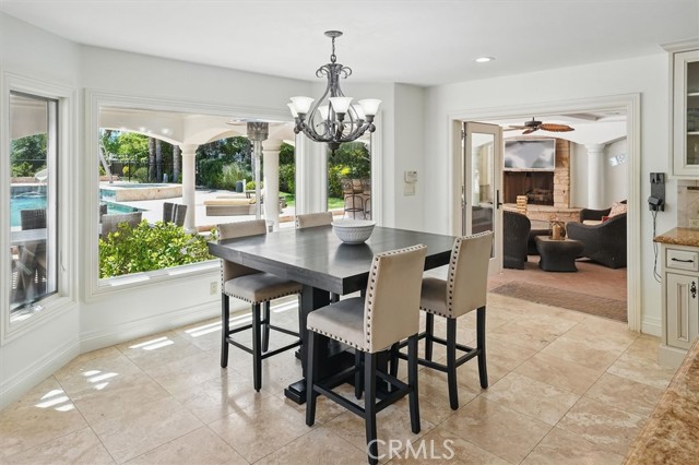 Detail Gallery Image 23 of 75 For 25132 Barnhill Rd, Saugus,  CA 91350 - 6 Beds | 6 Baths