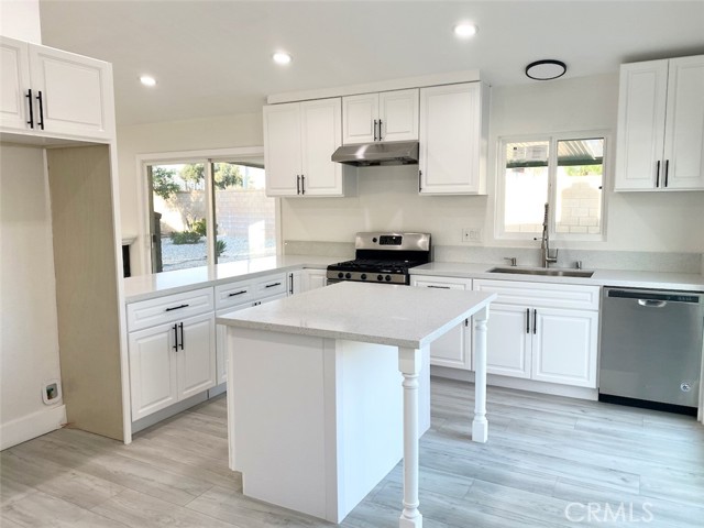 Detail Gallery Image 19 of 75 For 4095 Penrod Dr, Riverside,  CA 92505 - 3 Beds | 2 Baths