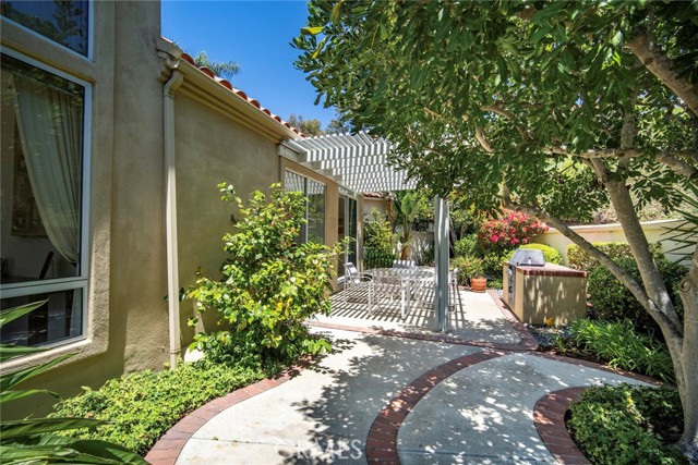 48 Siena, Laguna Niguel CA: https://media.crmls.org/medias/40e18156-4c96-4c66-89bc-2c91cf65f526.jpg