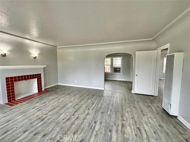 Detail Gallery Image 5 of 28 For 4236 E Ball Ave, Fresno,  CA 93702 - 2 Beds | 1 Baths