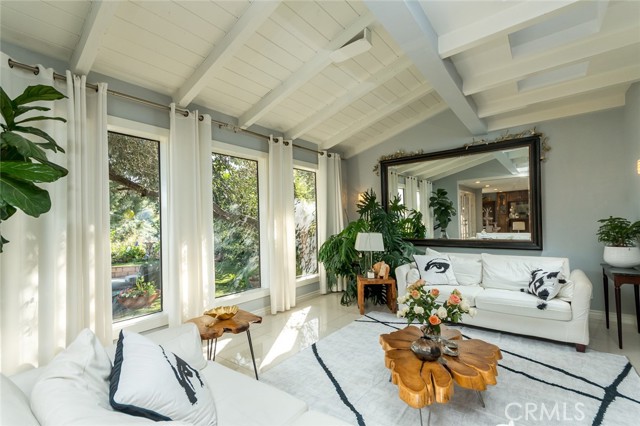 Detail Gallery Image 17 of 73 For 3216 Beaudry Ter, Glendale,  CA 91208 - 4 Beds | 4 Baths