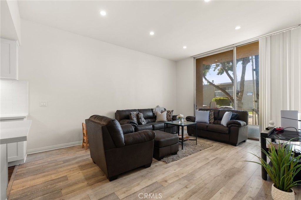 MLS #SB25246830 image #5