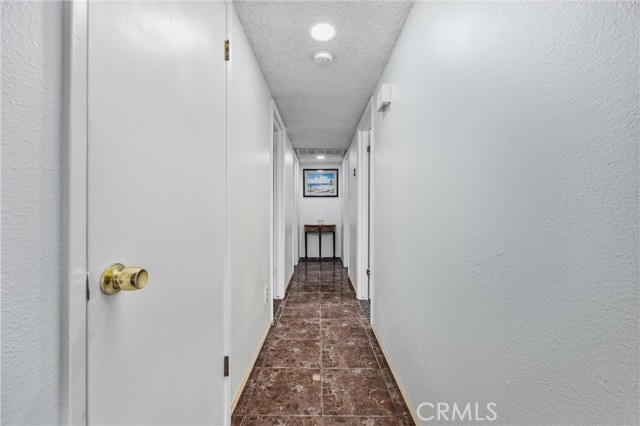 Detail Gallery Image 27 of 43 For 813 Orangewood, Bakersfield,  CA 93306 - 3 Beds | 2 Baths