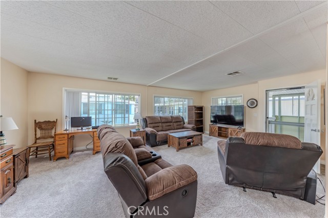 Detail Gallery Image 9 of 28 For 11250 Beach Blvd #11,  Stanton,  CA 90680 - 2 Beds | 2 Baths