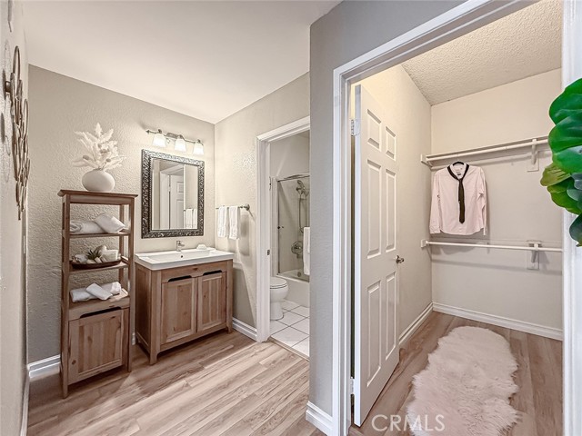 Detail Gallery Image 37 of 50 For 5420 Sylmar Ave #118,  Sherman Oaks,  CA 91401 - 2 Beds | 2 Baths