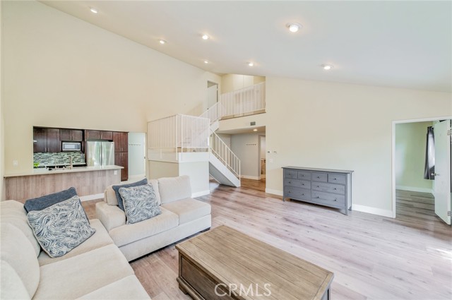 Detail Gallery Image 5 of 27 For 3 Park, Irvine,  CA 92604 - 3 Beds | 2/1 Baths