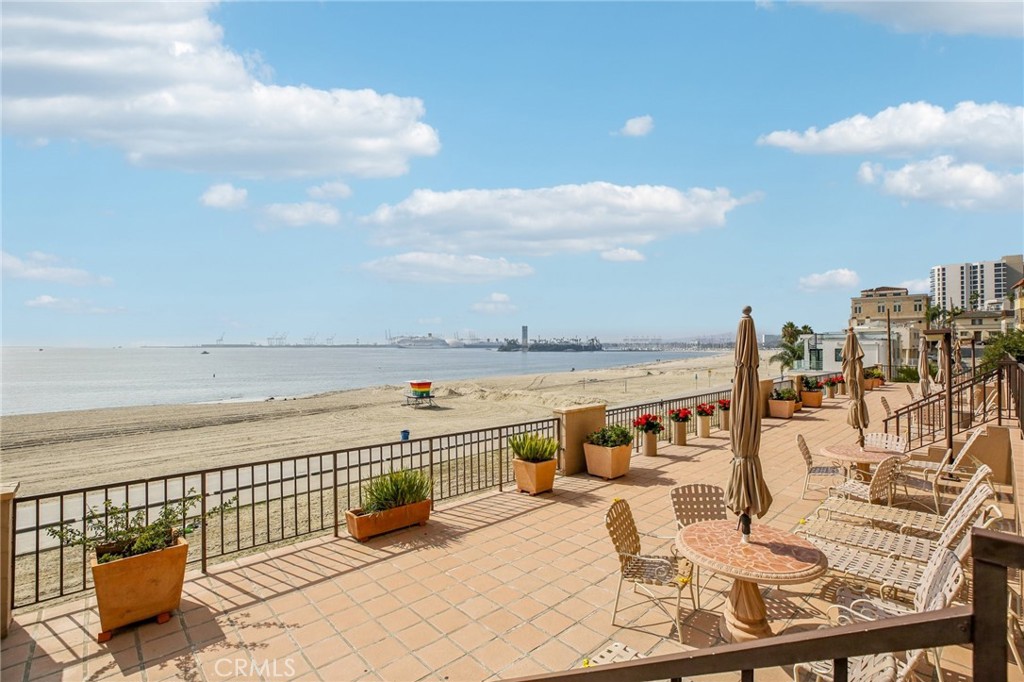 1750 E Ocean Boulevard #102