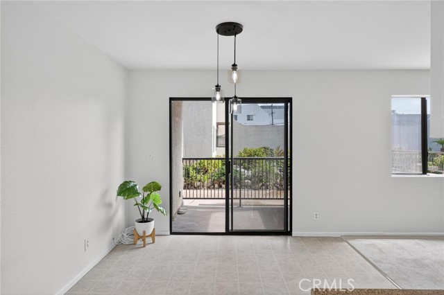 Detail Gallery Image 8 of 33 For 1715 259th Street #4,  Lomita,  CA 90717 - 2 Beds | 1 Baths