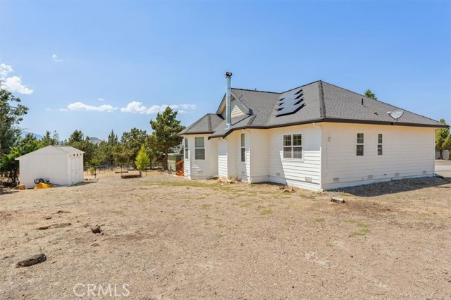 Detail Gallery Image 24 of 31 For 5541 Lake Shastina Dr, Weed,  CA 96094 - 3 Beds | 2 Baths