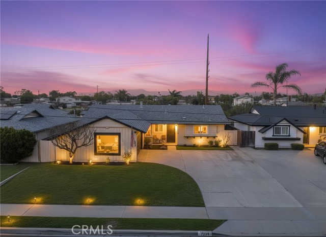 Detail Gallery Image 14 of 19 For 7293 El Cielo Cir, Buena Park,  CA 90620 - 4 Beds | 2 Baths