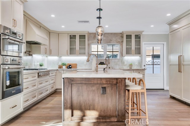 Detail Gallery Image 16 of 66 For 4001 4001 Pine, Long Beach,  CA 90807 - 5 Beds | 5 Baths