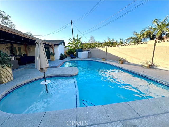 Detail Gallery Image 22 of 27 For 12746 Martha Ann, Los Alamitos,  CA 90720 - 4 Beds | 3 Baths