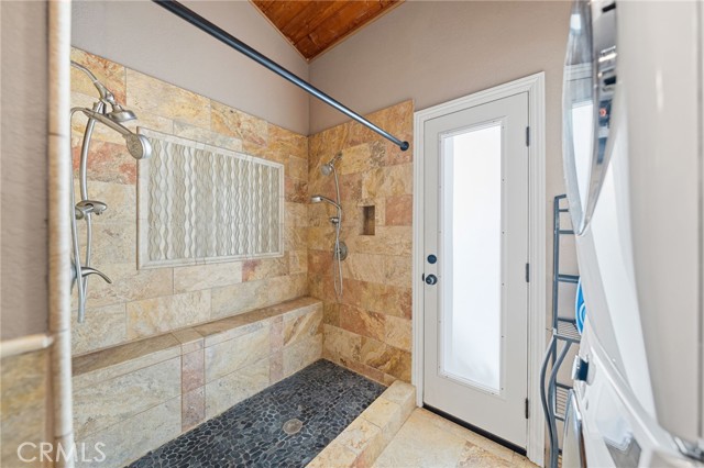 Image 21 of 74 For 49780 Windsong Way