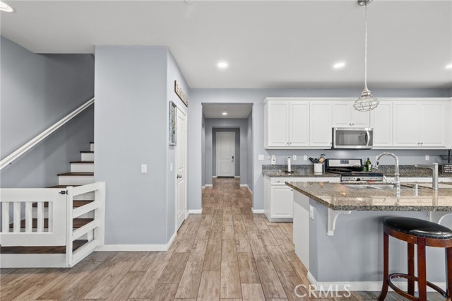 Detail Gallery Image 30 of 59 For 9705 Dutchman Peak, Bakersfield,  CA 93311 - 4 Beds | 3 Baths