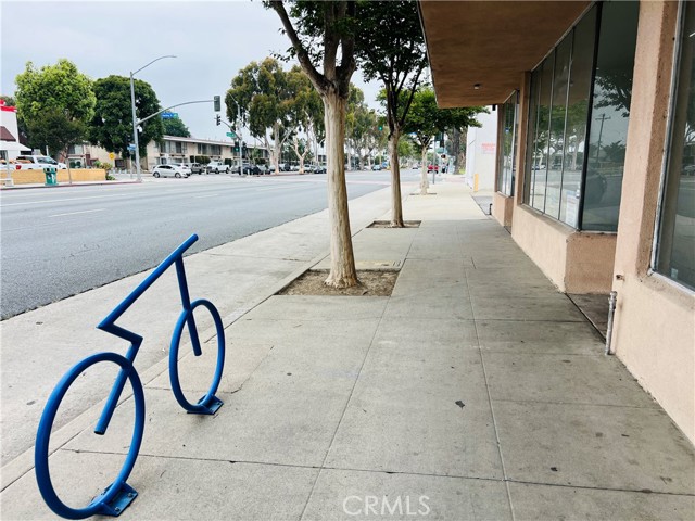 6184 Atlantic Avenue, Long Beach, California 90805, ,Commercial Sale,For Sale,6184 Atlantic Avenue,CRDW25117497