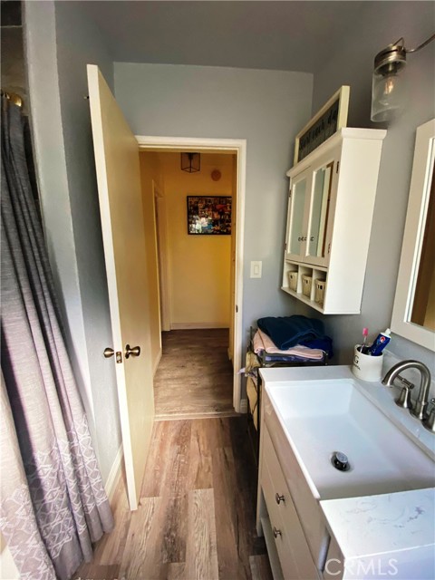 14135 Chere Drive, Whittier CA: https://media.crmls.org/medias/40e7bdf0-5592-4aca-94af-0a5ee3f8e2f0.jpg