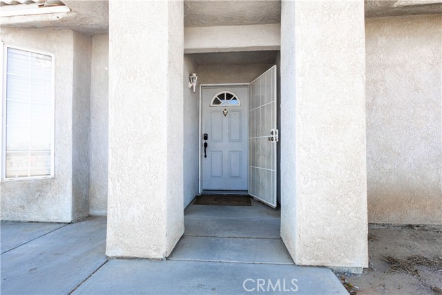 Detail Gallery Image 5 of 31 For 7415 La Mesa Rd, Phelan,  CA 92371 - 3 Beds | 2 Baths