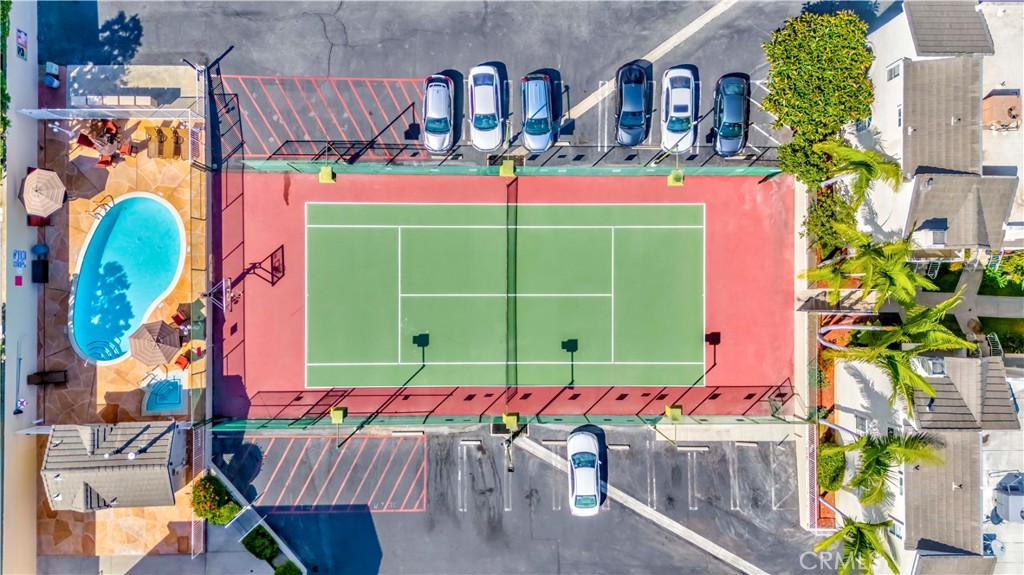 https://media.crmls.org/medias/40e86494-1eb1-40b1-9a50-98ce85690326.jpg?preset=X-Large