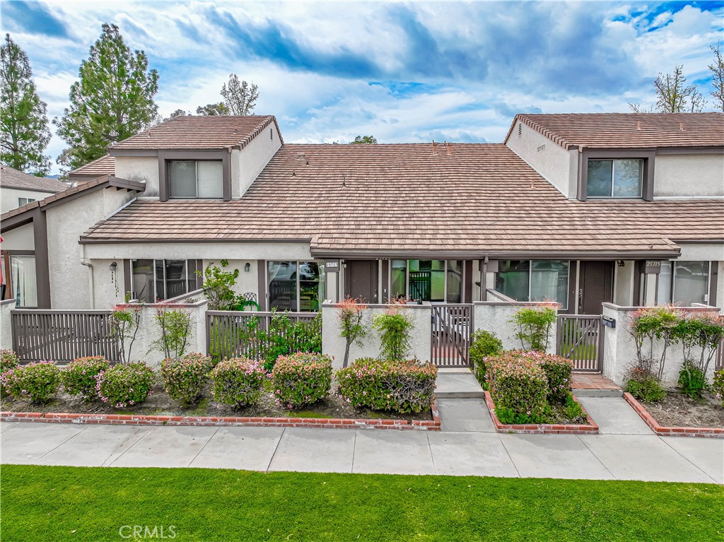 25713 Vista Fairways Drive
