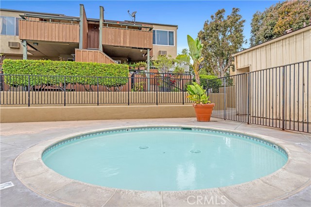 1001 W Stevens W Avenue, Santa Ana CA: https://media.crmls.org/medias/40eacf4f-36e3-4c35-9416-71ecf20cd226.jpg