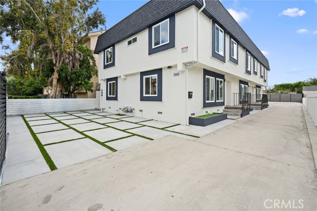 7010 Lennox AVE