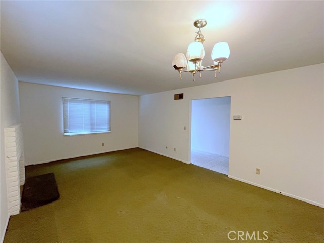 Detail Gallery Image 4 of 29 For 1622 Sunny Heights, Los Angeles,  CA 90065 - 5 Beds | 3 Baths