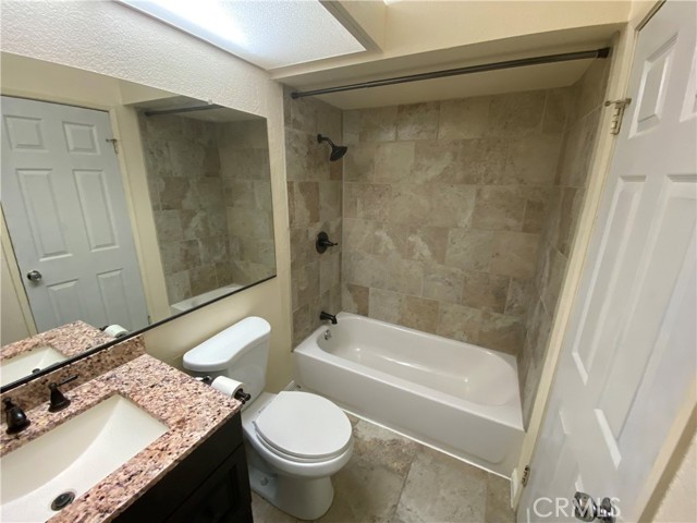 1380 W 48th Street, San Bernardino CA: https://media.crmls.org/medias/40ec9945-5027-441c-896d-84379abe63fb.jpg