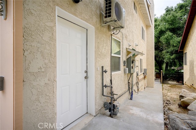 3820 Honolulu Avenue # A, La Crescenta, California 91214, 1 Bedroom Bedrooms, ,1 BathroomBathrooms,Residential Lease,For Rent,3820 Honolulu Avenue # A,CRGD24234700