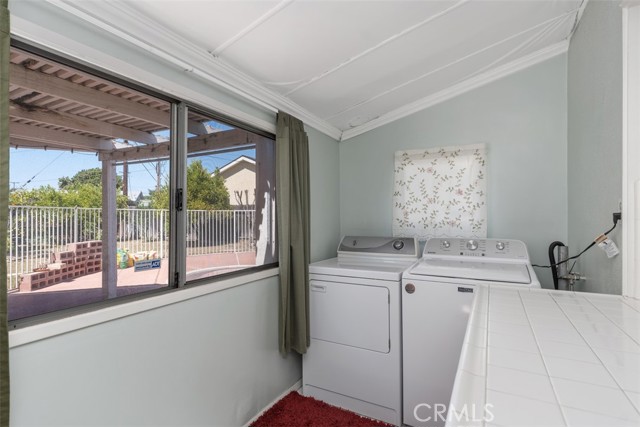 9171 Stanford Avenue, Garden Grove CA: https://media.crmls.org/medias/40ed895a-c140-417d-8a7f-e6e38417f691.jpg