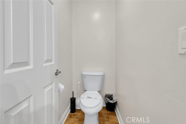 Detail Gallery Image 18 of 25 For 28301 Bern Ln, Lake Arrowhead,  CA 92352 - 4 Beds | 3 Baths