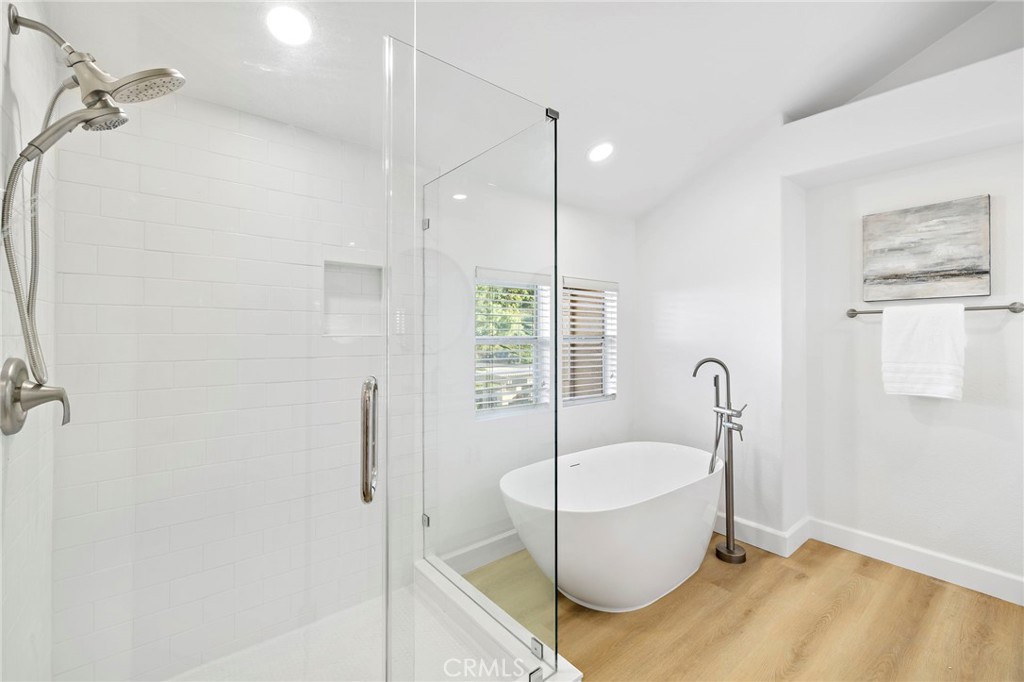 MLS #OC25266133 image #23