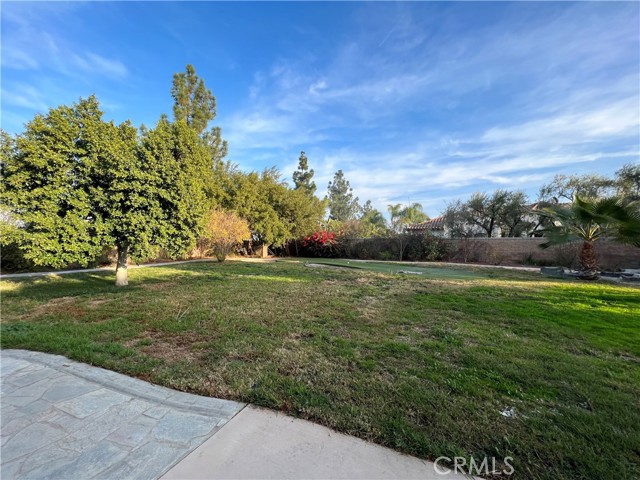 Detail Gallery Image 28 of 75 For 3795 Peregrine Cir, Corona,  CA 92881 - 5 Beds | 4/1 Baths